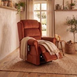 The Clumber Collection riser recliner chair